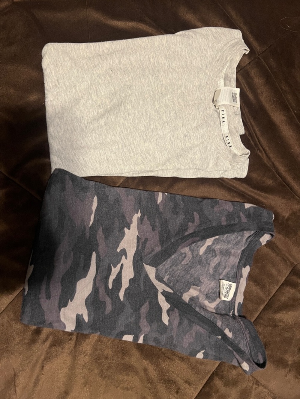 PINK Victoria's Secret Gray Short Sleeve Tee & Gray Camo Short Sleeve SMALL/XS